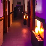 Kum Hotel Side
