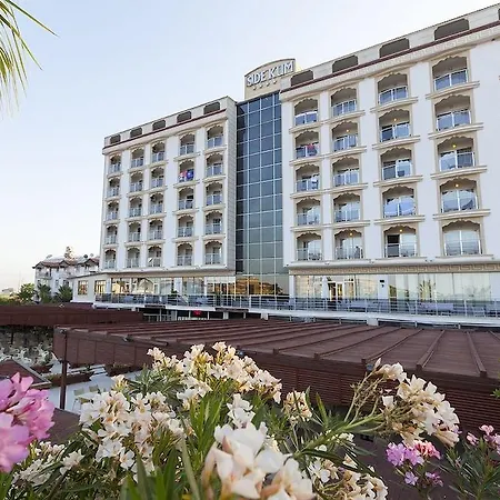 Otel Kum 5*