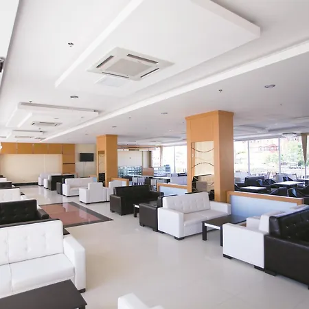 Kum Hotel